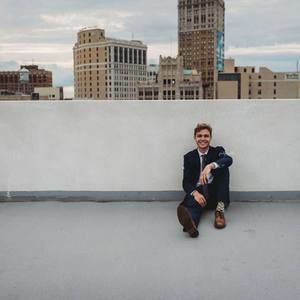 Meet your Posher, Alex